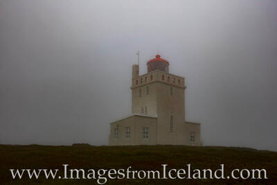 Dyrhólaey Lighthouse 1