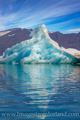 Icebergs of Jökulsárlón Bay 1