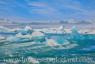 Icebergs of Jökulsárlón Bay 2