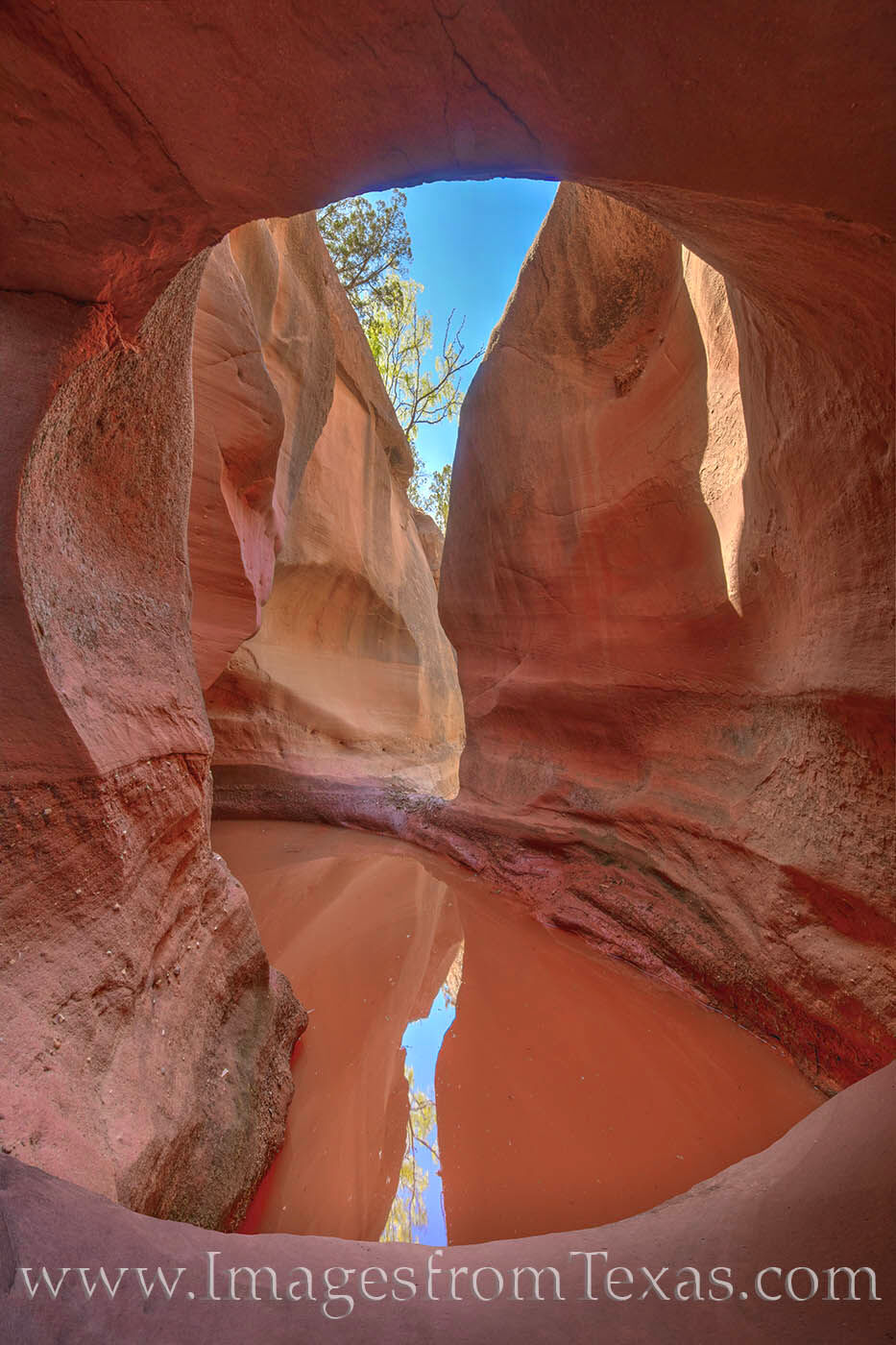 The Eye of the Llano, a beautiful and small slot canyon just south of Caprock Canyons State Park in Pole Canyon Ranch, is a challenge...