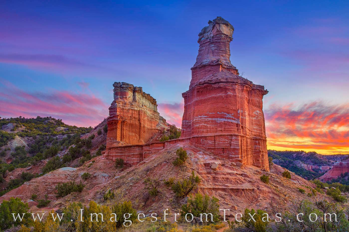 A beautfiul sunset highlights this iconic rock formation in Palo Duro Canyon. As the payoff of an easy 3 mile walk, the Lighthouse...