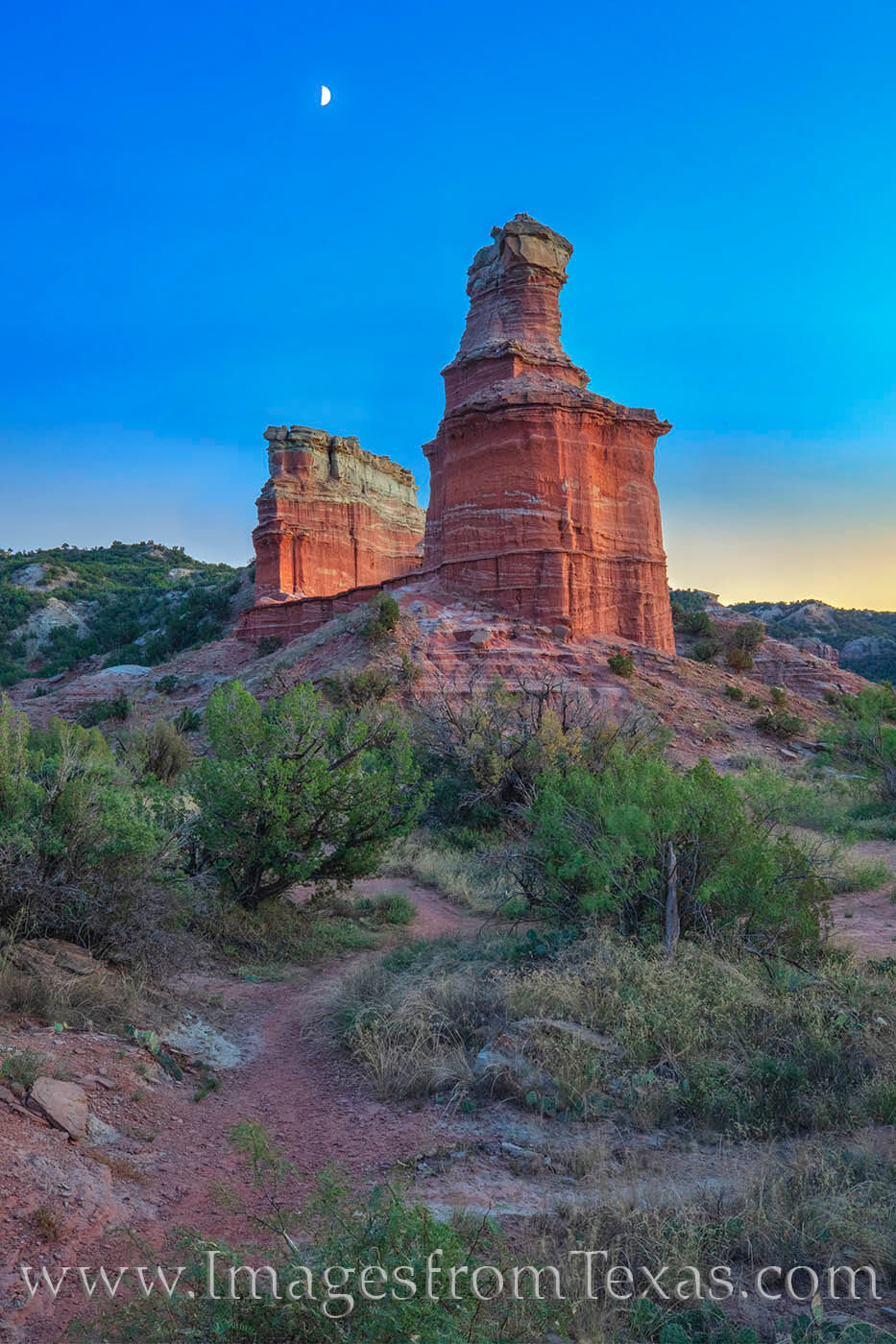 A half-moon hangs over the Lighthouse hoodoo in Palo Duro Canyon. I hadn’t planned on shooting the moon here, but it was a...