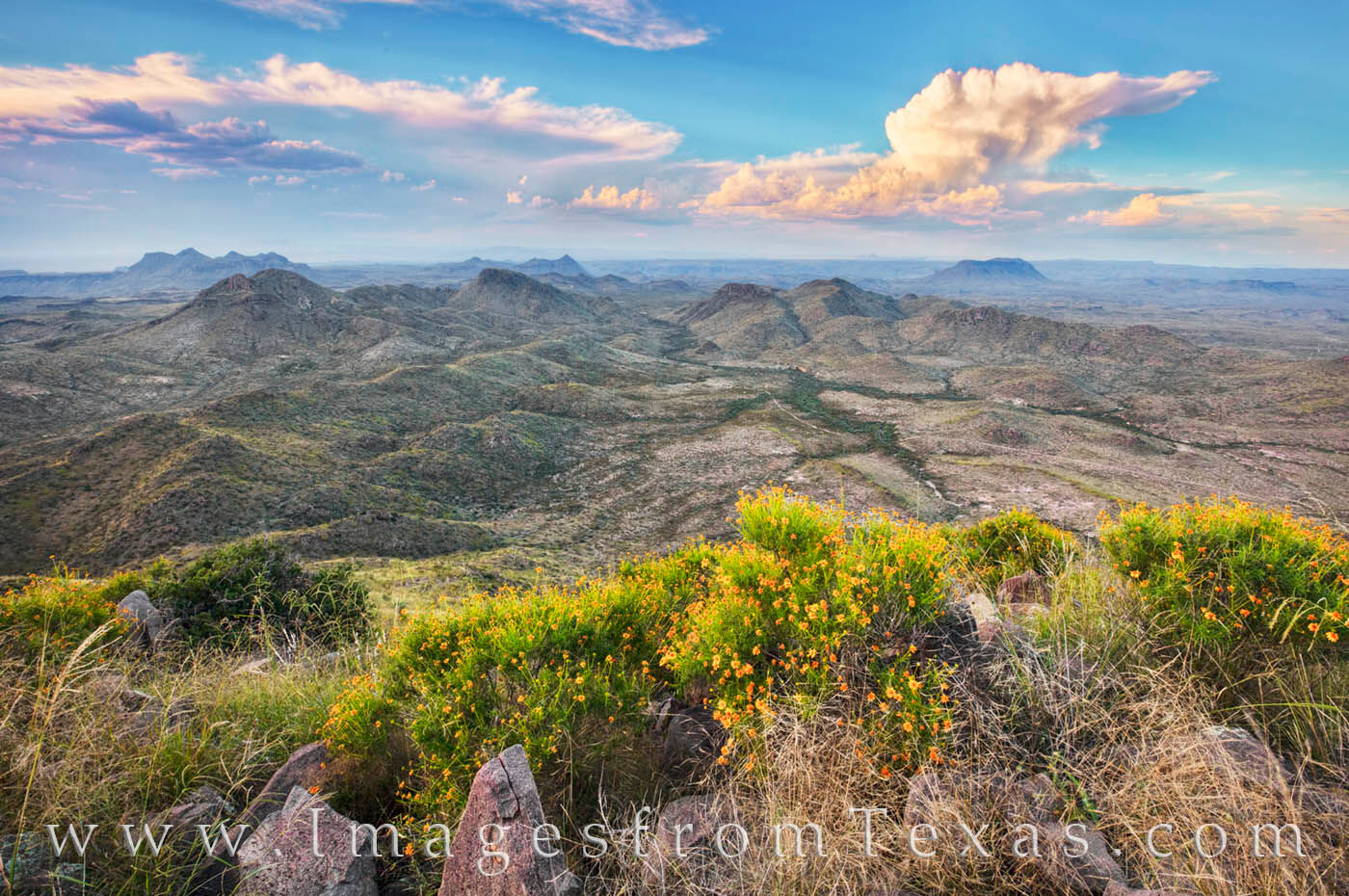 On a perfect fall afternoon, the view from the highest point in Big Bend Ranh State Park - Oso Mountain - offers the rugged west...